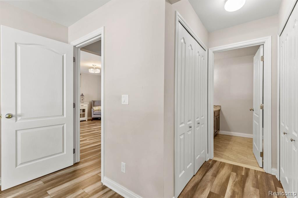 14967 W STONEY BROOKE Drive, Shelby Twp, MI 48315 — Photo 18