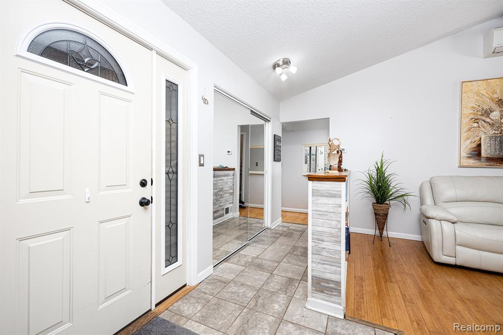 4435 E LOCH ALPINE Drive, Ann Arbor, MI 48103 — Photo 12