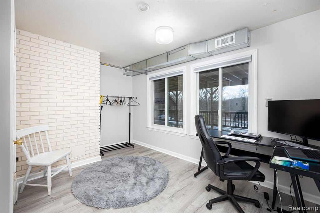 4435 E LOCH ALPINE Drive, Ann Arbor, MI 48103 — Photo 43