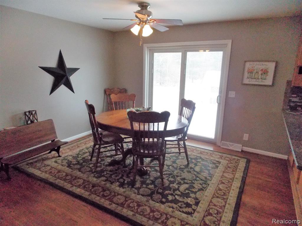 1300 CEDAR Drive, Imlay City, MI 48444 — Photo 8