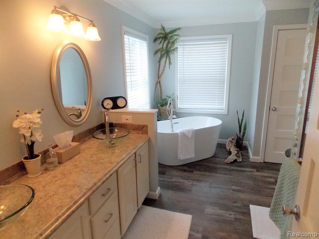 1300 CEDAR Drive, Imlay City, MI 48444 — Photo 12