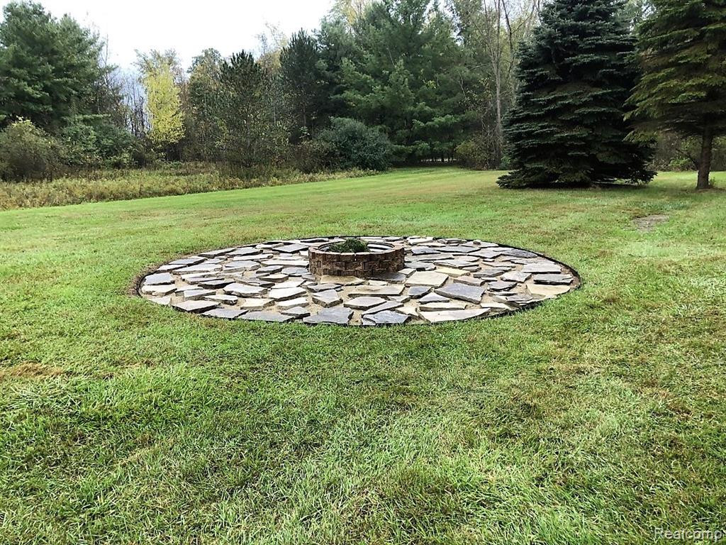 1300 CEDAR Drive, Imlay City, MI 48444 — Photo 26