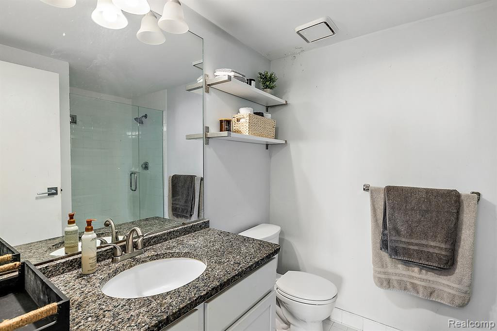 250 E Harbortown, Detroit, MI 48207 — Photo 13