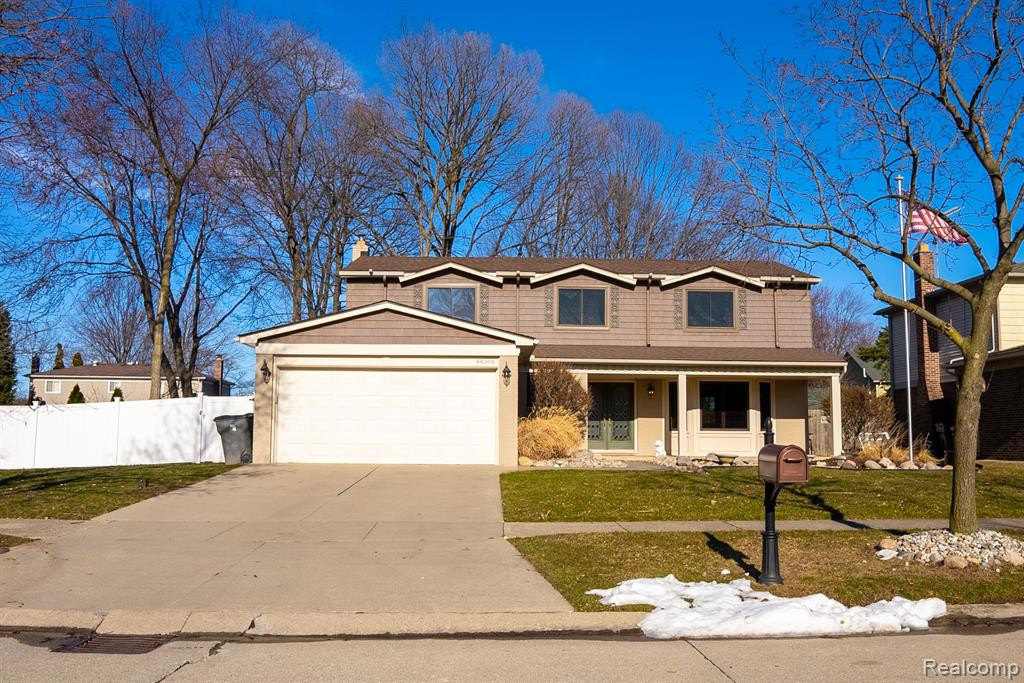 44364 HIGHGATE Drive, Clinton Twp, MI 48038 — Photo 2