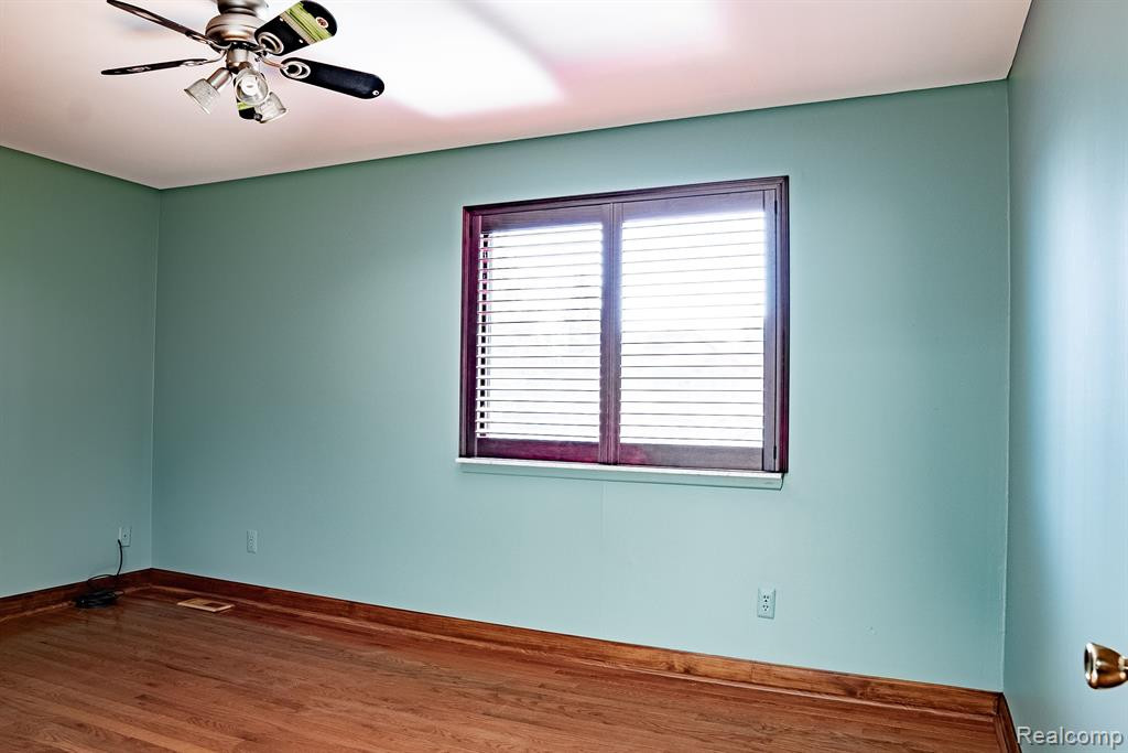 44364 HIGHGATE Drive, Clinton Twp, MI 48038 — Photo 23