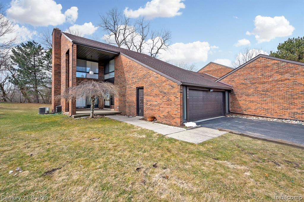3046 LINDENWOOD Drive, Dearborn, MI 48120 — front exterior