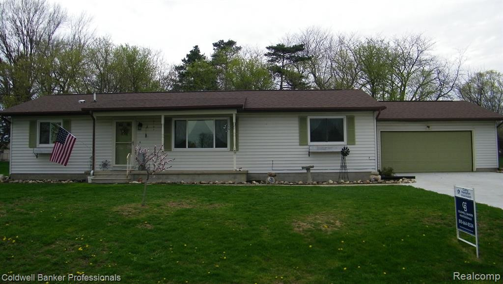 4345 COUNTRY Lane, North Branch, MI 48461 — front exterior