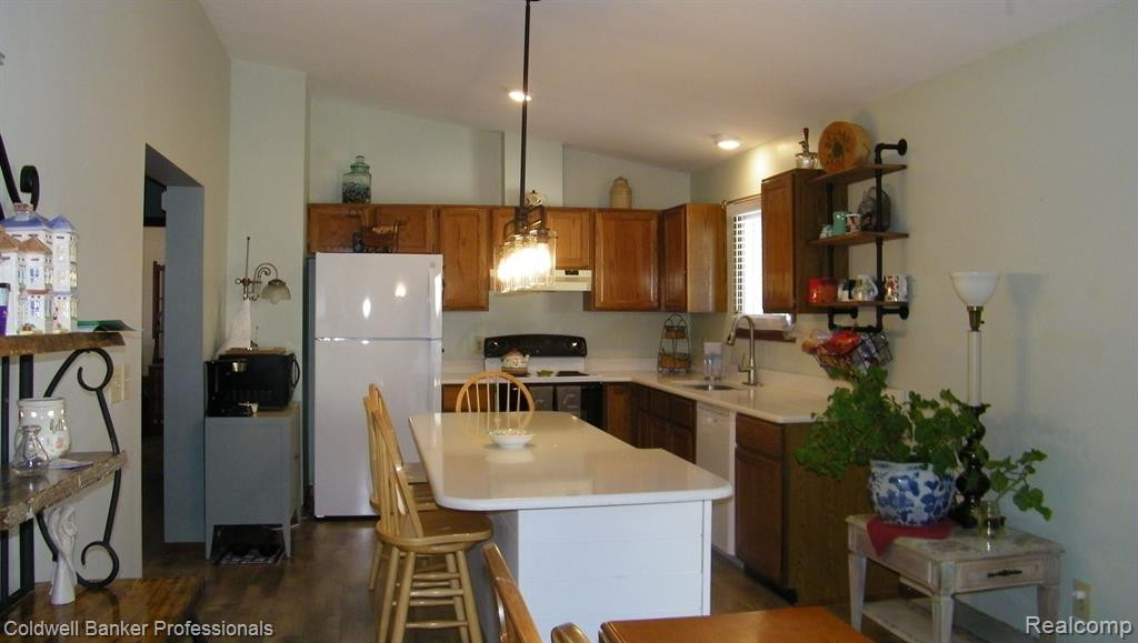 4345 COUNTRY Lane, North Branch, MI 48461 — Photo 4