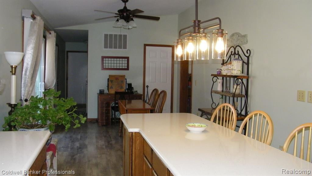 4345 COUNTRY Lane, North Branch, MI 48461 — Photo 6