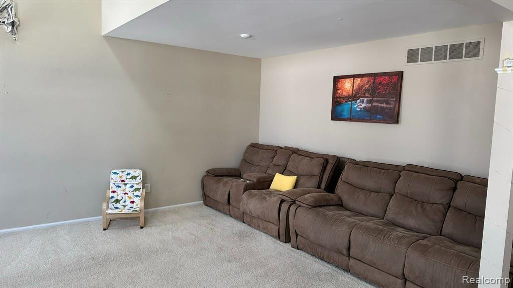 2217 LONE WOLF Lane, Canton, MI 48188 — Photo 19