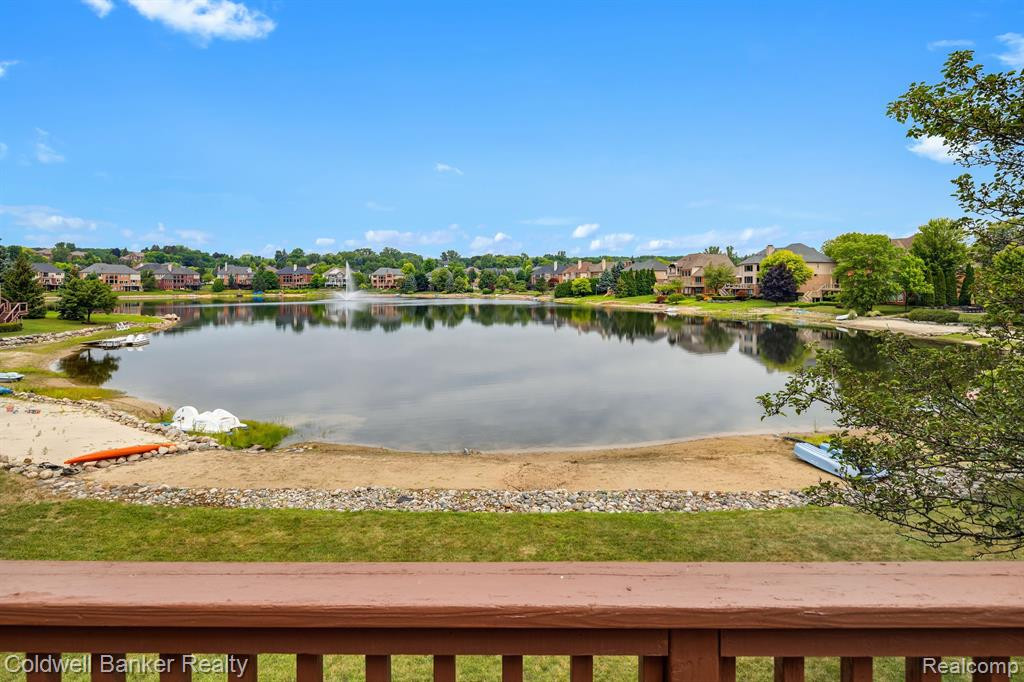 18415 CLAIRMONT Circle E, Northville, MI 48168 — Photo 4
