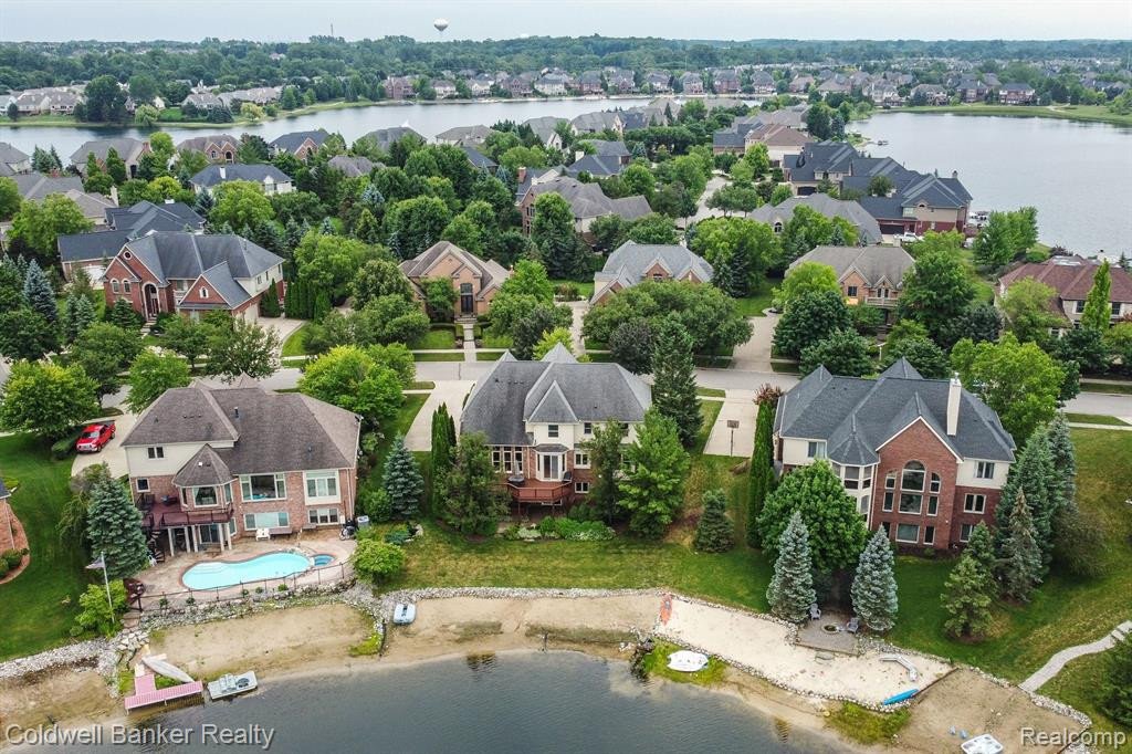 18415 CLAIRMONT Circle E, Northville, MI 48168 — Photo 5