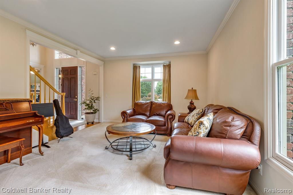18415 CLAIRMONT Circle E, Northville, MI 48168 — Photo 11