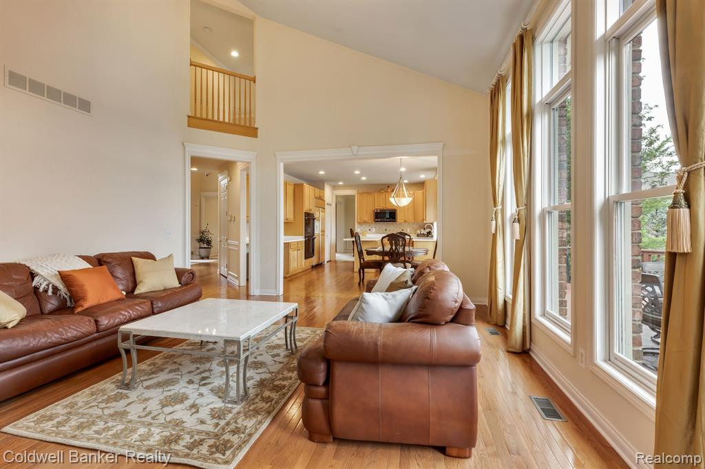 18415 CLAIRMONT Circle E, Northville, MI 48168 — Photo 29