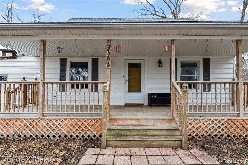 3352 OAKWOOD Street, Ann Arbor, MI 48104 — Photo 2