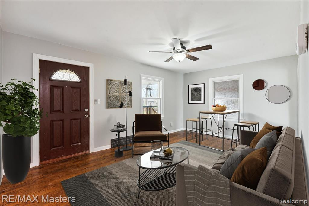 3352 OAKWOOD Street, Ann Arbor, MI 48104 — Photo 4
