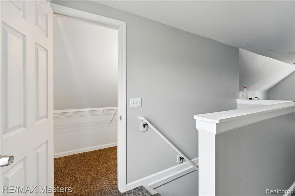 3352 OAKWOOD Street, Ann Arbor, MI 48104 — Photo 14