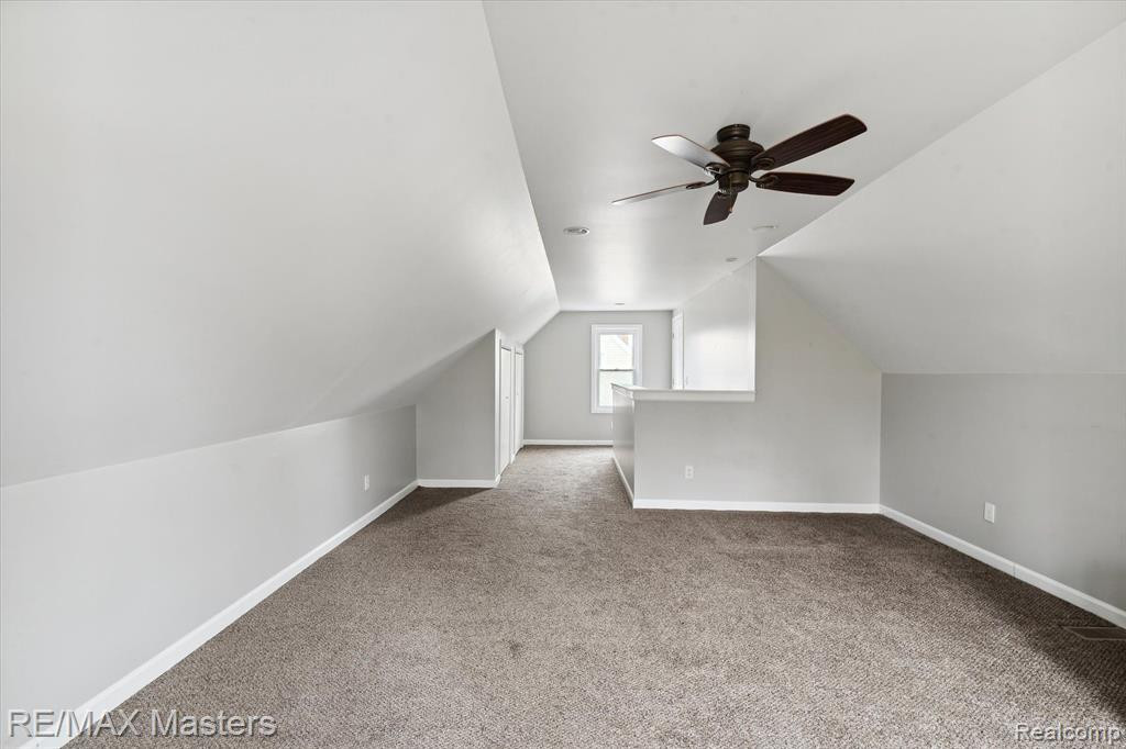 3352 OAKWOOD Street, Ann Arbor, MI 48104 — Photo 17
