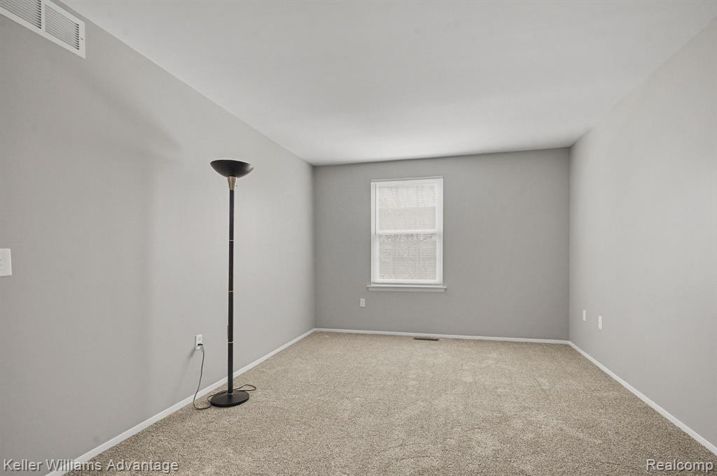 1419 DOVER Hill N, Walled Lake, MI 48390 — Photo 11