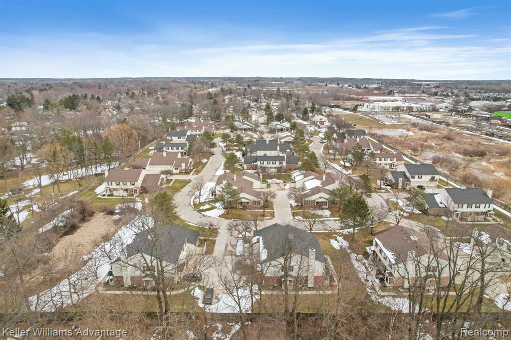 1419 DOVER Hill N, Walled Lake, MI 48390 — Photo 25
