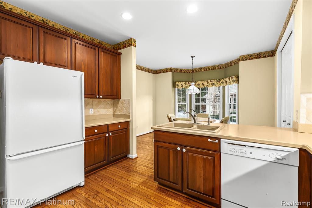 7575 WOODWIND, Brighton, MI 48116 — Photo 17