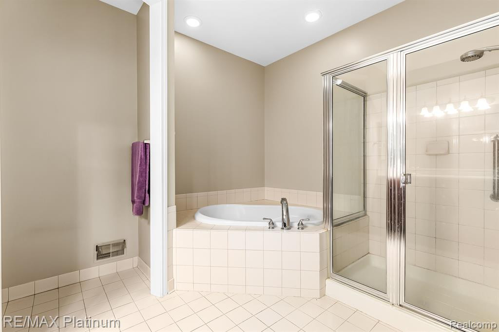7575 WOODWIND, Brighton, MI 48116 — Photo 22