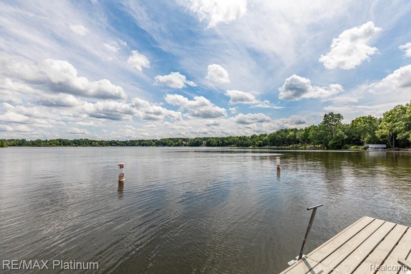 7575 WOODWIND, Brighton, MI 48116 — Photo 34