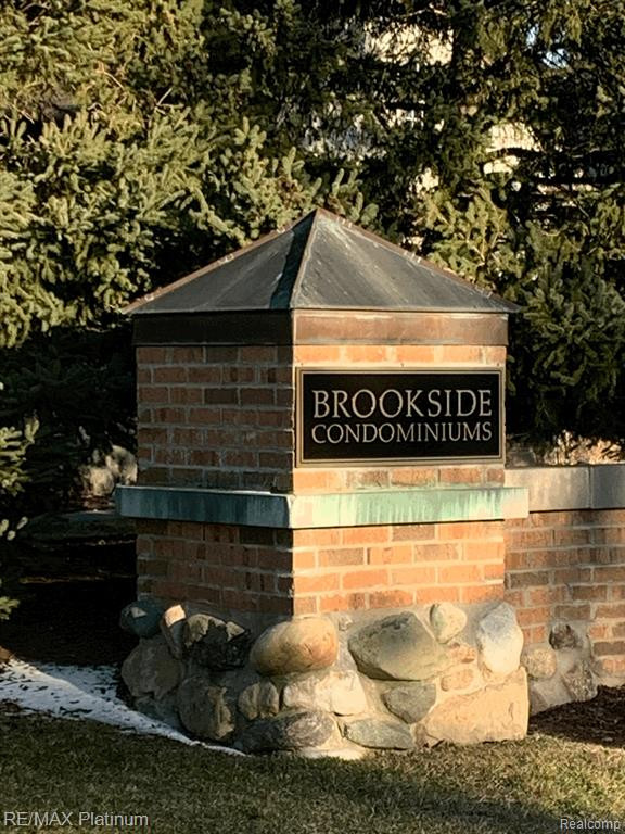 7575 WOODWIND, Brighton, MI 48116 — Photo 35