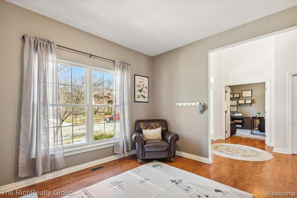 758 W Castlebury Circle, Saline, MI 48176 — Photo 5