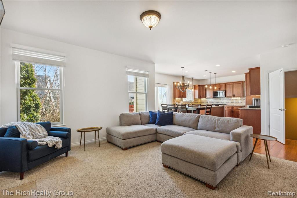 758 W Castlebury Circle, Saline, MI 48176 — Photo 8