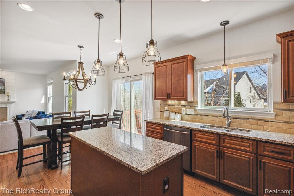 758 W Castlebury Circle, Saline, MI 48176 — Photo 12