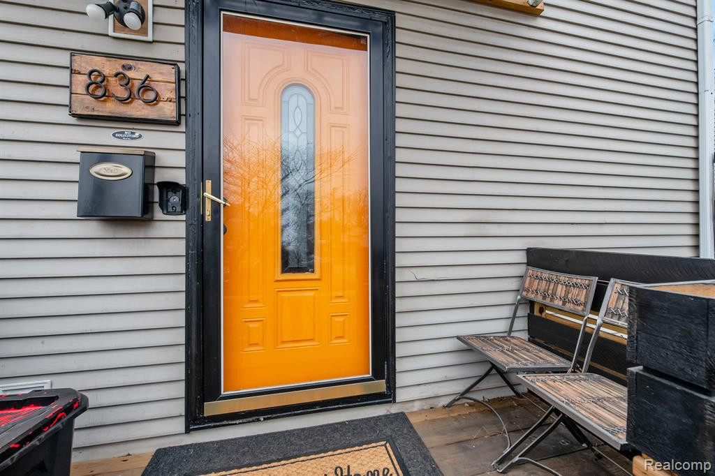836 E ELZA Avenue, Hazel Park, MI 48030 — Photo 26