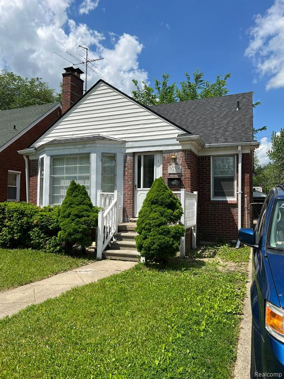 7627 PATTON Street, Detroit, MI 48228 — Photo 2