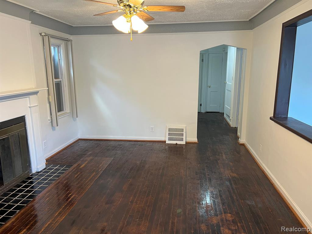 7627 PATTON Street, Detroit, MI 48228 — Photo 4
