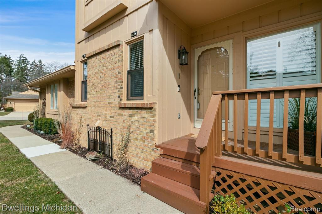 22000 RIVER RIDGE Trail, Farmington Hills, MI 48335 — Photo 3