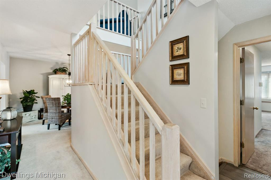 22000 RIVER RIDGE Trail, Farmington Hills, MI 48335 — Photo 21