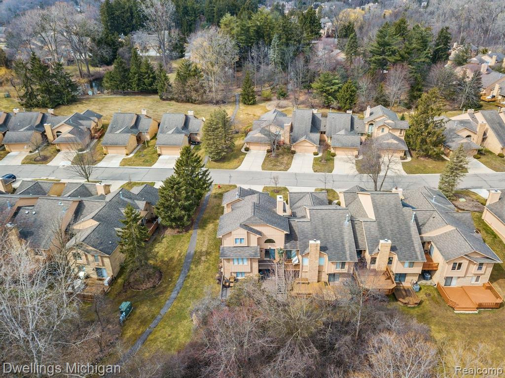 22000 RIVER RIDGE Trail, Farmington Hills, MI 48335 — Photo 43