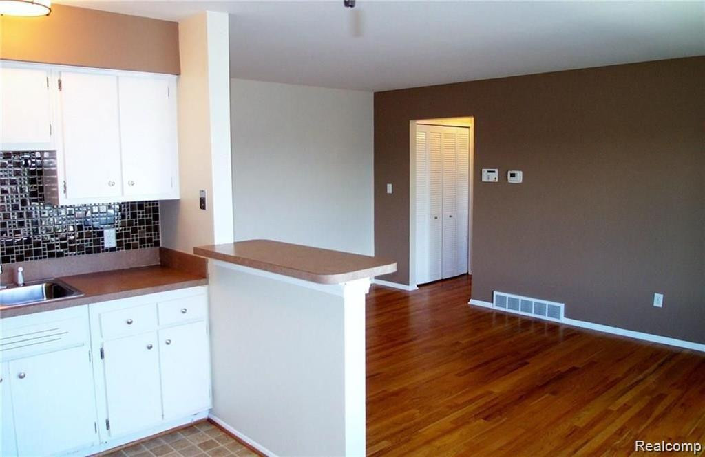 4840 Briarwood Avenue, Royal Oak, MI 48073 — Photo 6