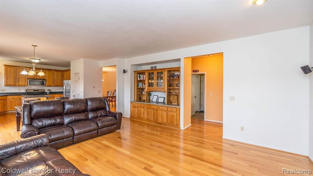 4807 Shellbark, Ypsilanti, MI 48197 — Photo 26