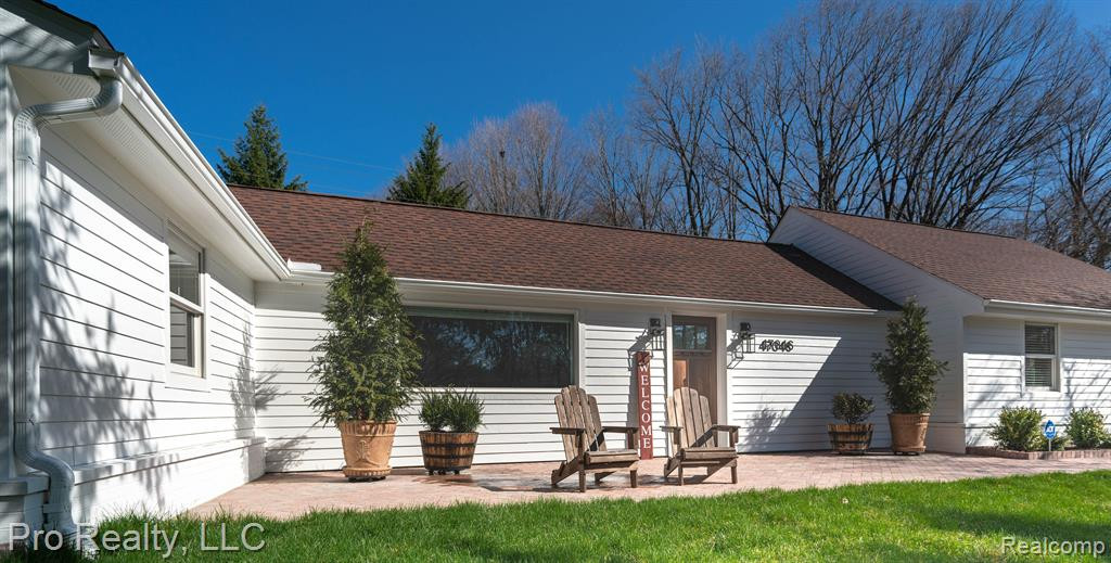 47046 CURTIS Road, Northville, MI 48168 — Photo 2