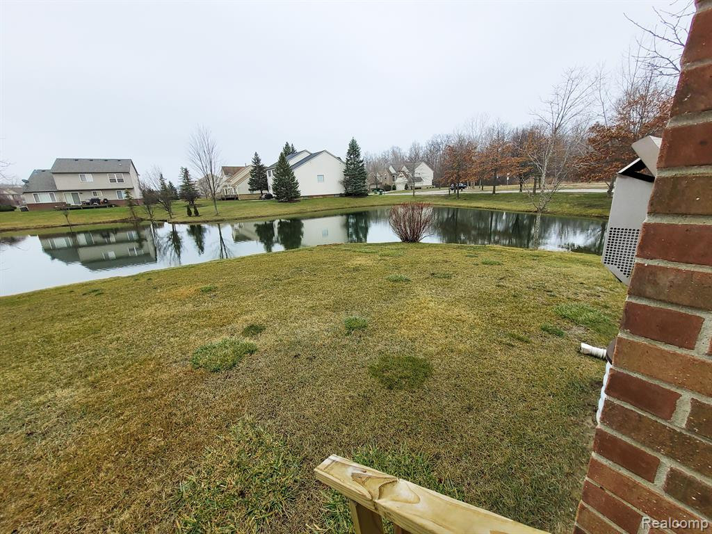 42759 LEON Drive, Belleville, MI 48111 — Photo 3