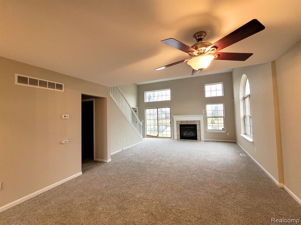 42759 LEON Drive, Belleville, MI 48111 — Photo 4