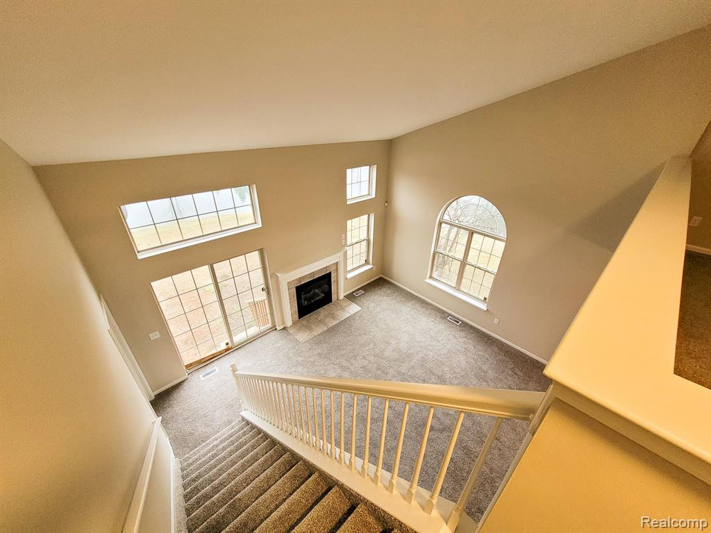 42759 LEON Drive, Belleville, MI 48111 — Photo 5