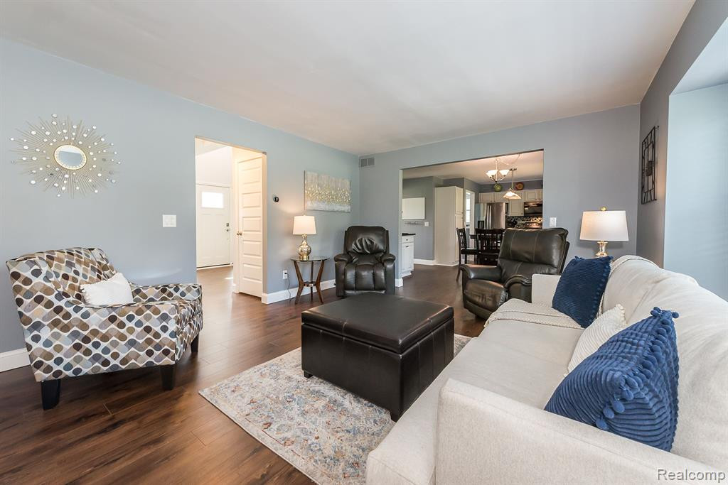 6900 RALARIC Drive, Dexter, MI 48130 — Photo 15