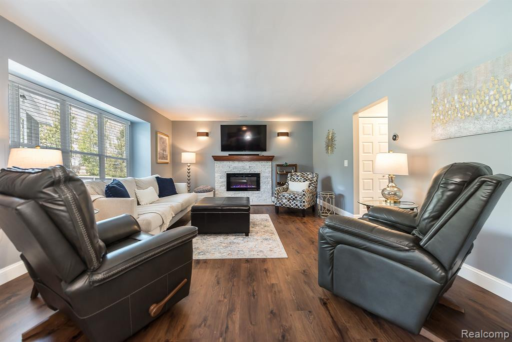 6900 RALARIC Drive, Dexter, MI 48130 — Photo 16