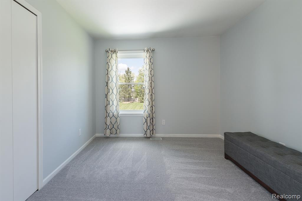 6900 RALARIC Drive, Dexter, MI 48130 — Photo 29