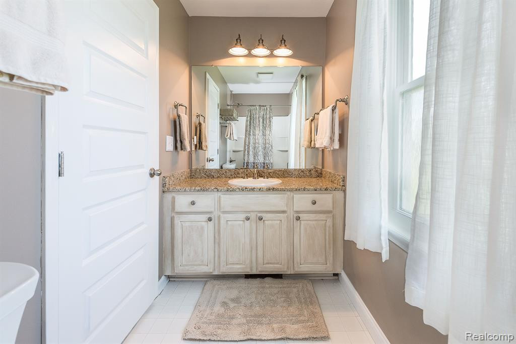 6900 RALARIC Drive, Dexter, MI 48130 — Photo 32