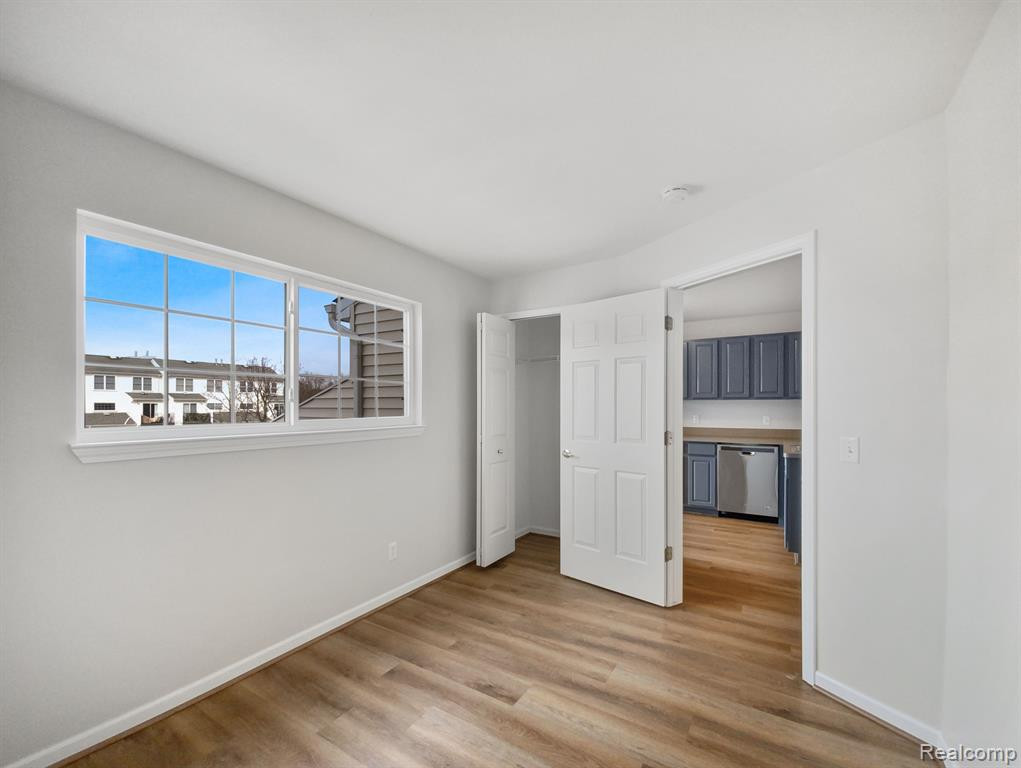 1911 LINDSAY Lane, Ann Arbor, MI 48104 — Photo 10