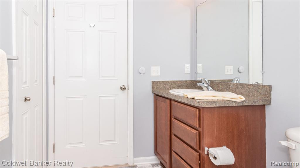 960 W SUMMERFIELD GLEN Circle, Ann Arbor, MI 48103 — Photo 45