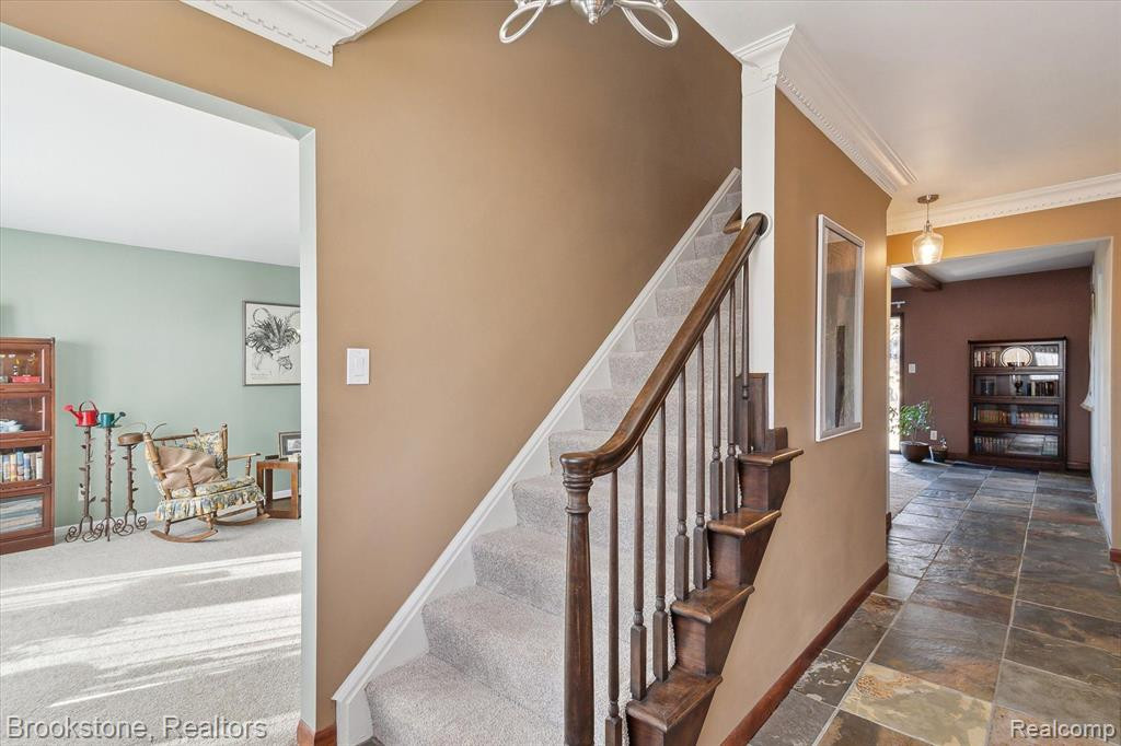 16880 DUNDALK Court, Northville, MI 48168 — Photo 4